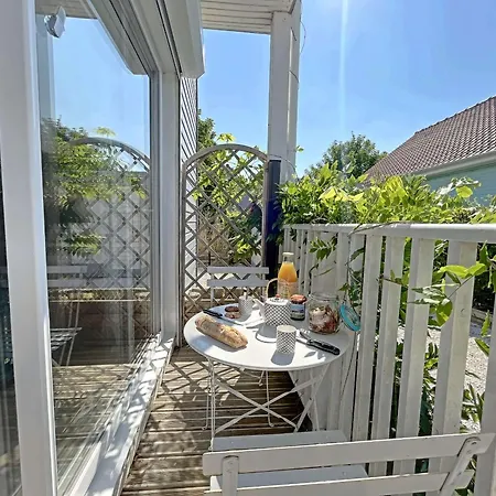 Сasa de vacaciones Charmante Maison Avec Jardin, Piscine Et Parking - Fr-1-646-54